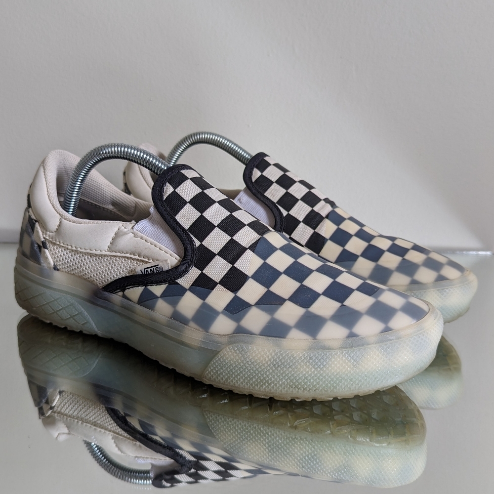 SOLD Vans Mod Slip On